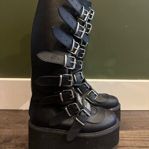 Knee high platform Demonias Damned 318